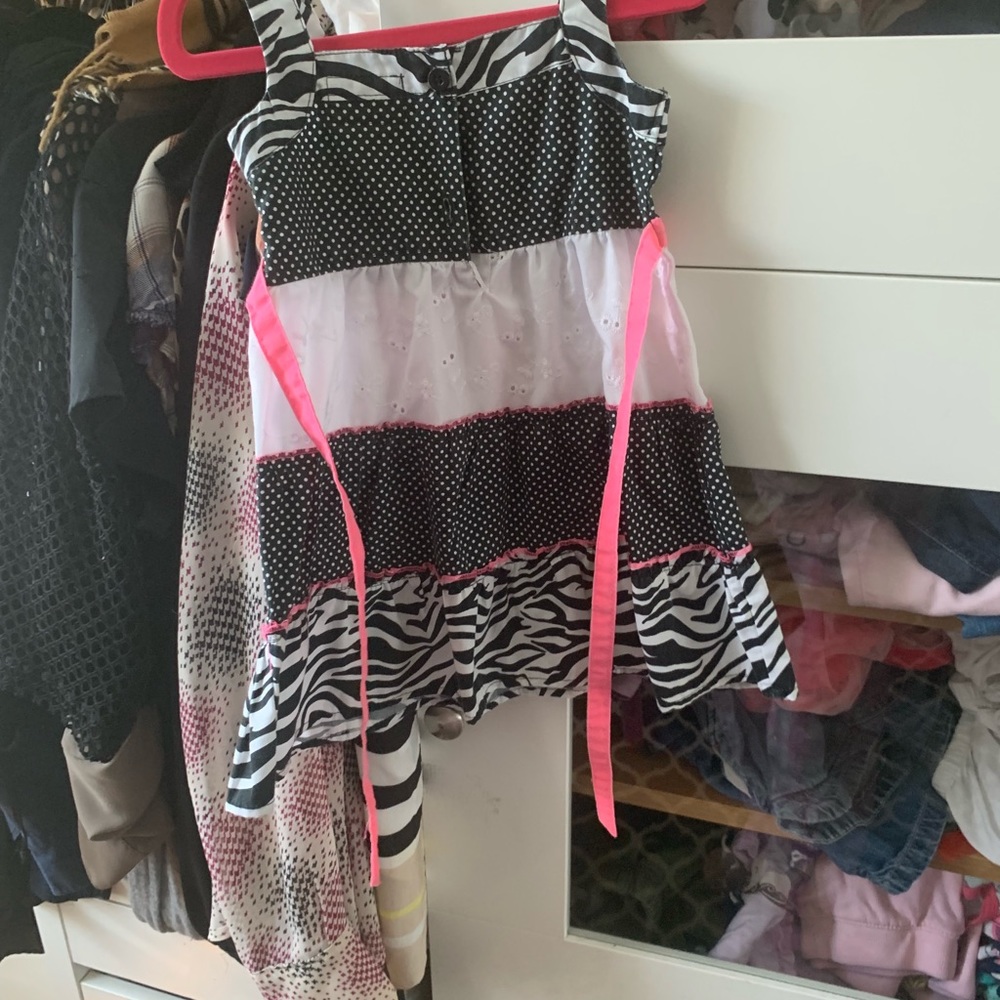 Dress - Picture 3 of 3